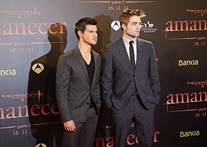 Taylor Lautner and Robert Pattinson Taylor Lautner and Robert Pattinson