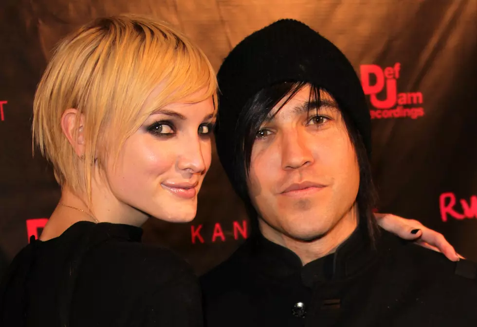 Ashlee Simpson Lip Syncs With A New Man